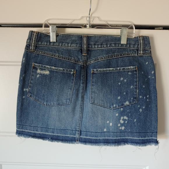 Distressed denim skirt - Picture 3 of 3
